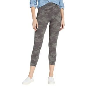 SPANX L Women's Cropped Look at Me Now Seamless Leggings EUC